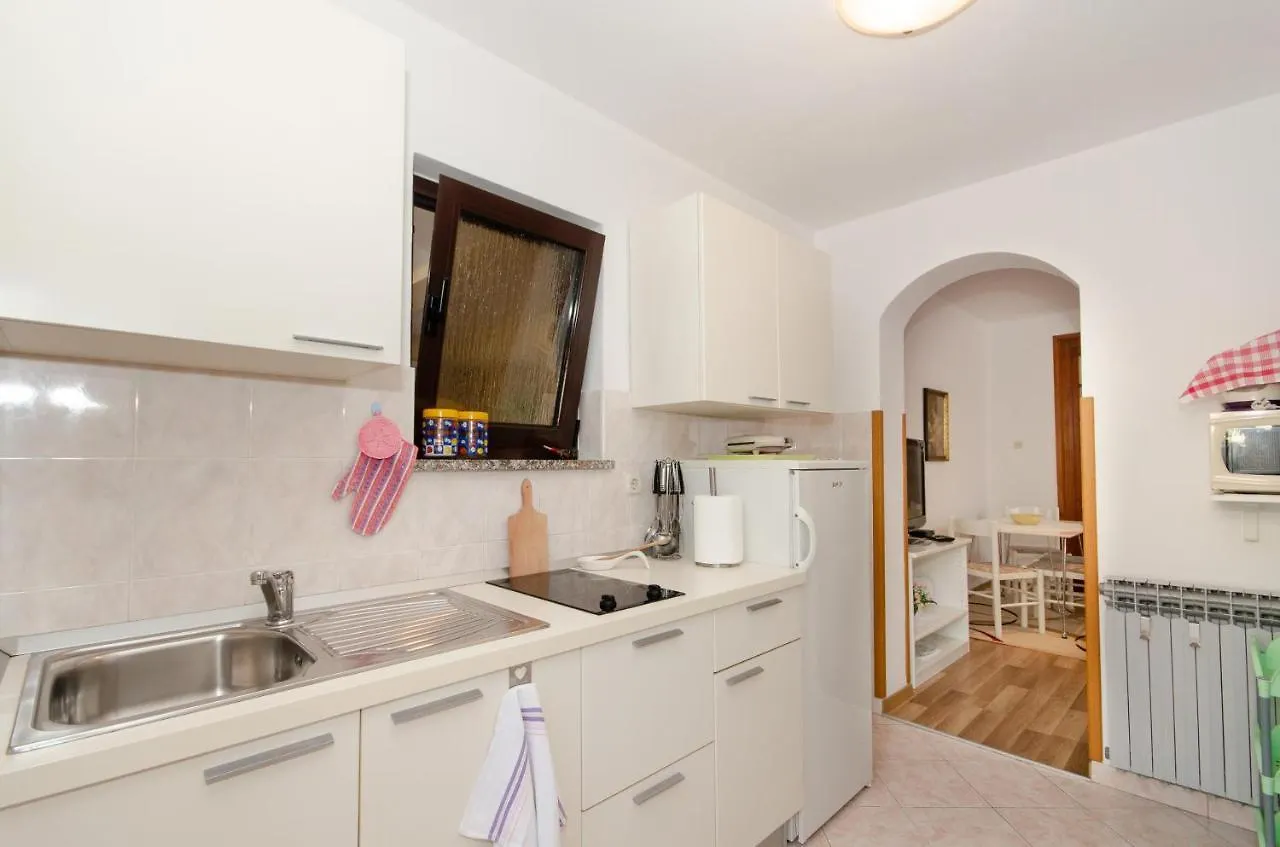 Apartments Bungavilia Rovigno Croazia
