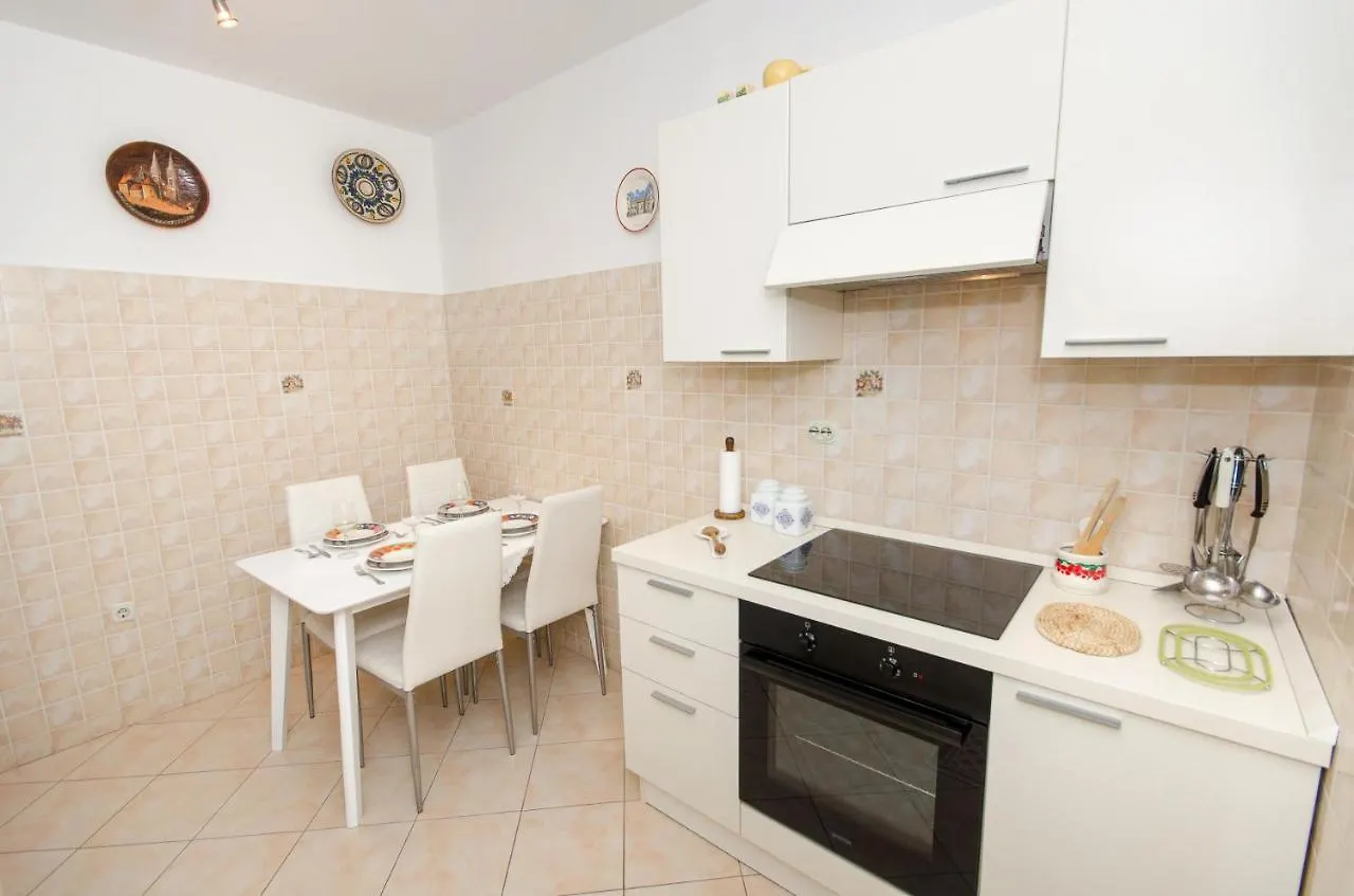 Apartments Bungavilia Rovinj
