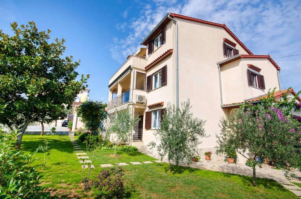 Apartments Bungavilia Rovinj