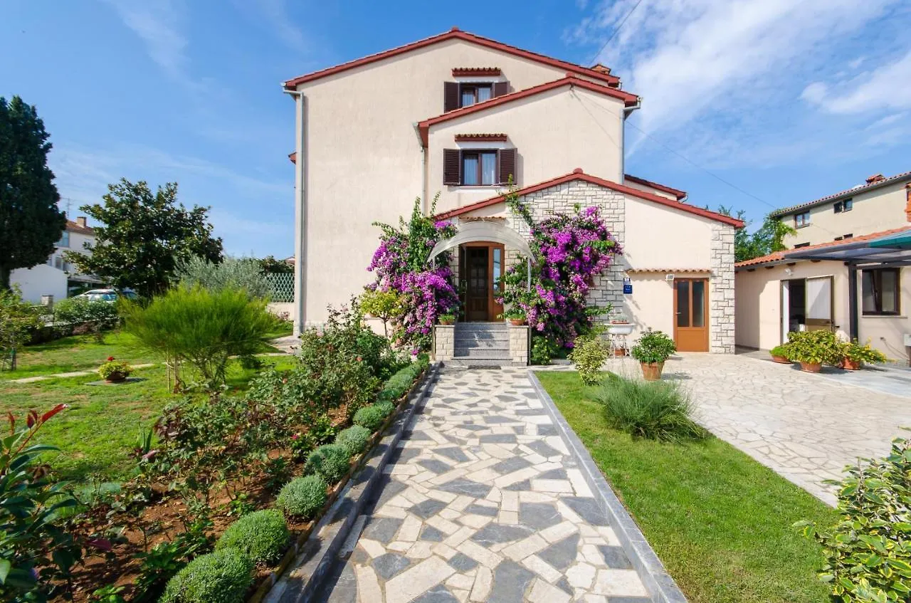 Apartments Bungavilia Rovinj